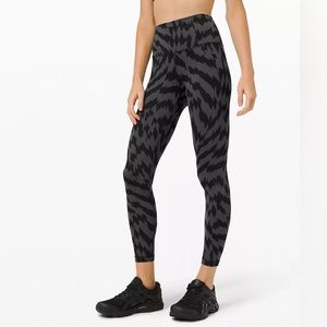 Lululemon Align Legging, Voltage Graphite Grey Black, EUC, 10